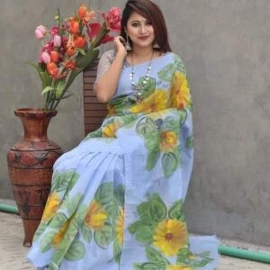 হাফসিল্ক শাড়ীতে হ্যান্ডপ্রিন্ট তুলির কাজ করা
